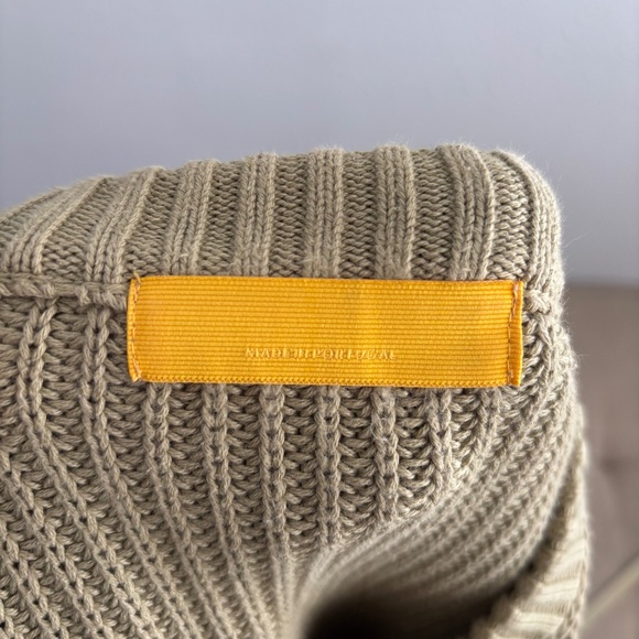 Yellow Label Co chunky knit crew in Tan - Picture 2 of 8